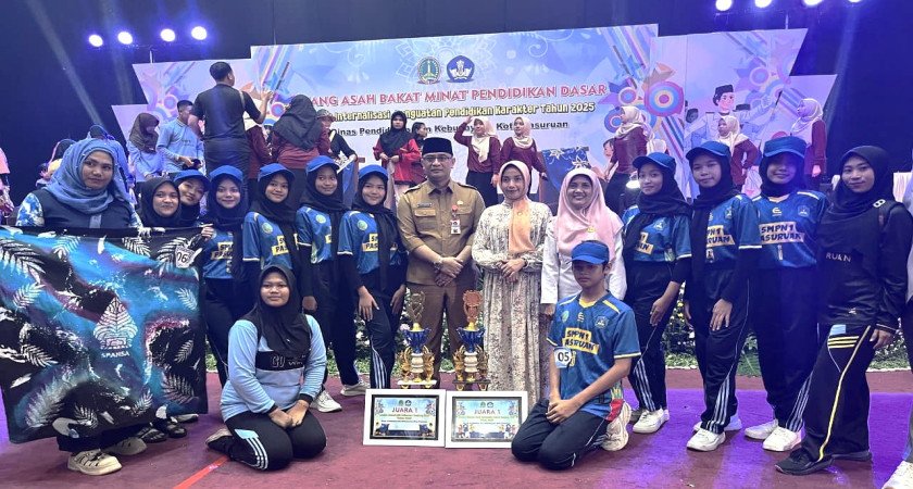 PERFORMANCE SANG JUARA 1  LOMBA HUT KEMERDEKAAN R1 KE-80