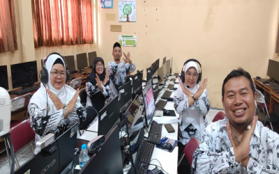 Webinar SEHAT DIGITAL: Langkah SMPN 1 Pasuruan Wujudkan Sekolah PRIME