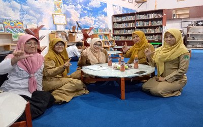 Inovasi pembelajaran tanpa batas : Sinergi Kepala Sekolah SD Al-Anwar Pasuruan dan UPT SMP Negeri 1 Pasuruan. Menginspirasi, berinovasi dan berkarya.